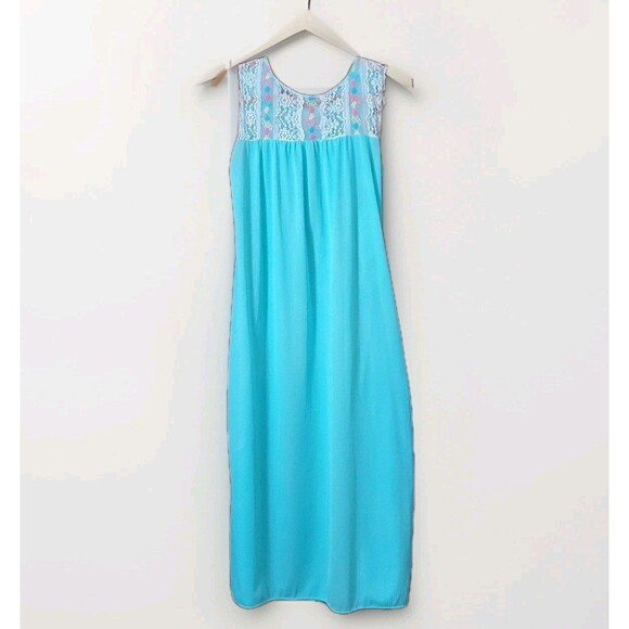 70s Embroidered Lace Long Silky Nylon Nightgown S Full Length Nighty Translucent - Picture 2 of 4